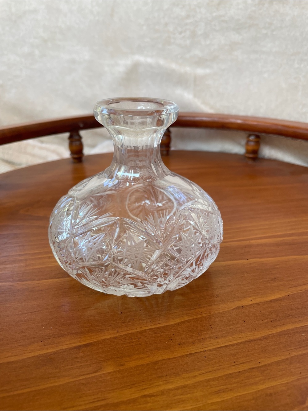 Clear Cut Glass Bud Vase - Elegant Crystal-Style Home Accent